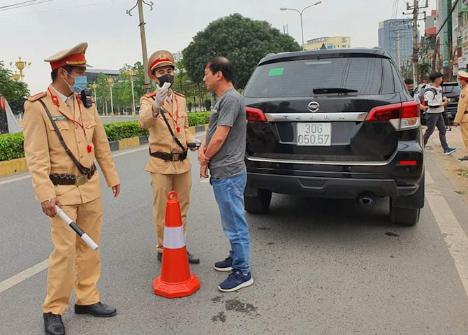 Công an huyện Thanh Hà thực hiện cao điểm ATGT